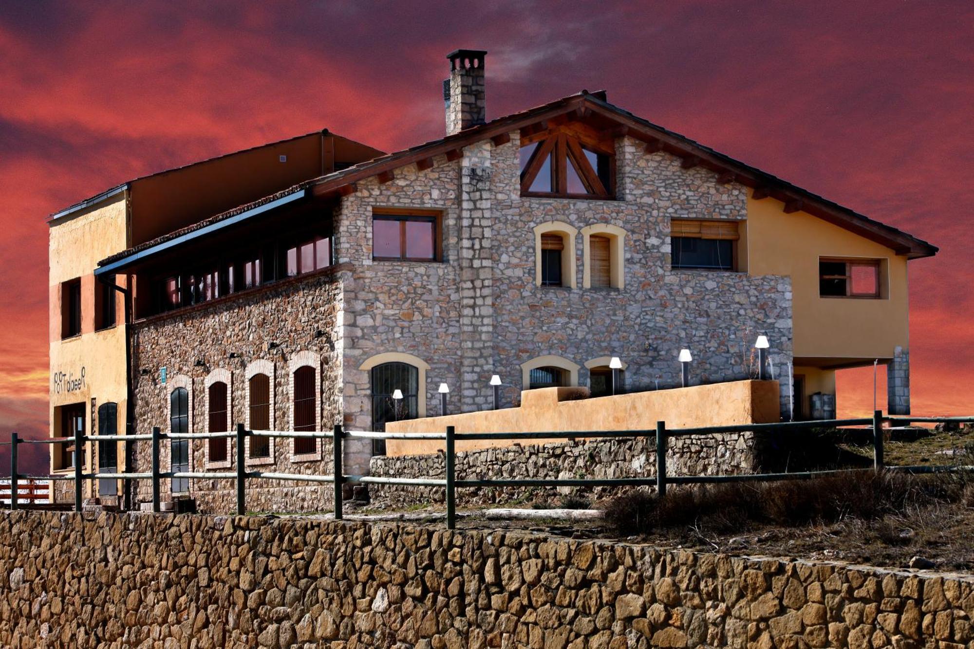 Hotel Restaurante Port D'Àger Esterno foto